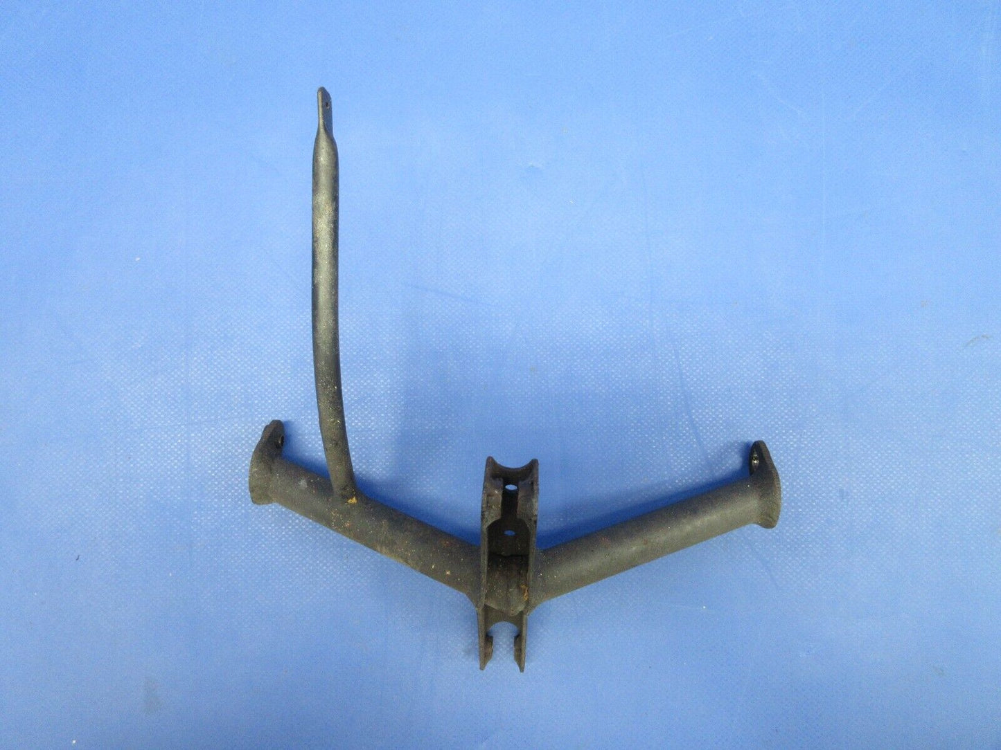 Piper PA-23-250 Aztec Stabilator Tab Control Bellcrank Assy 16888-10 (0624-842)
