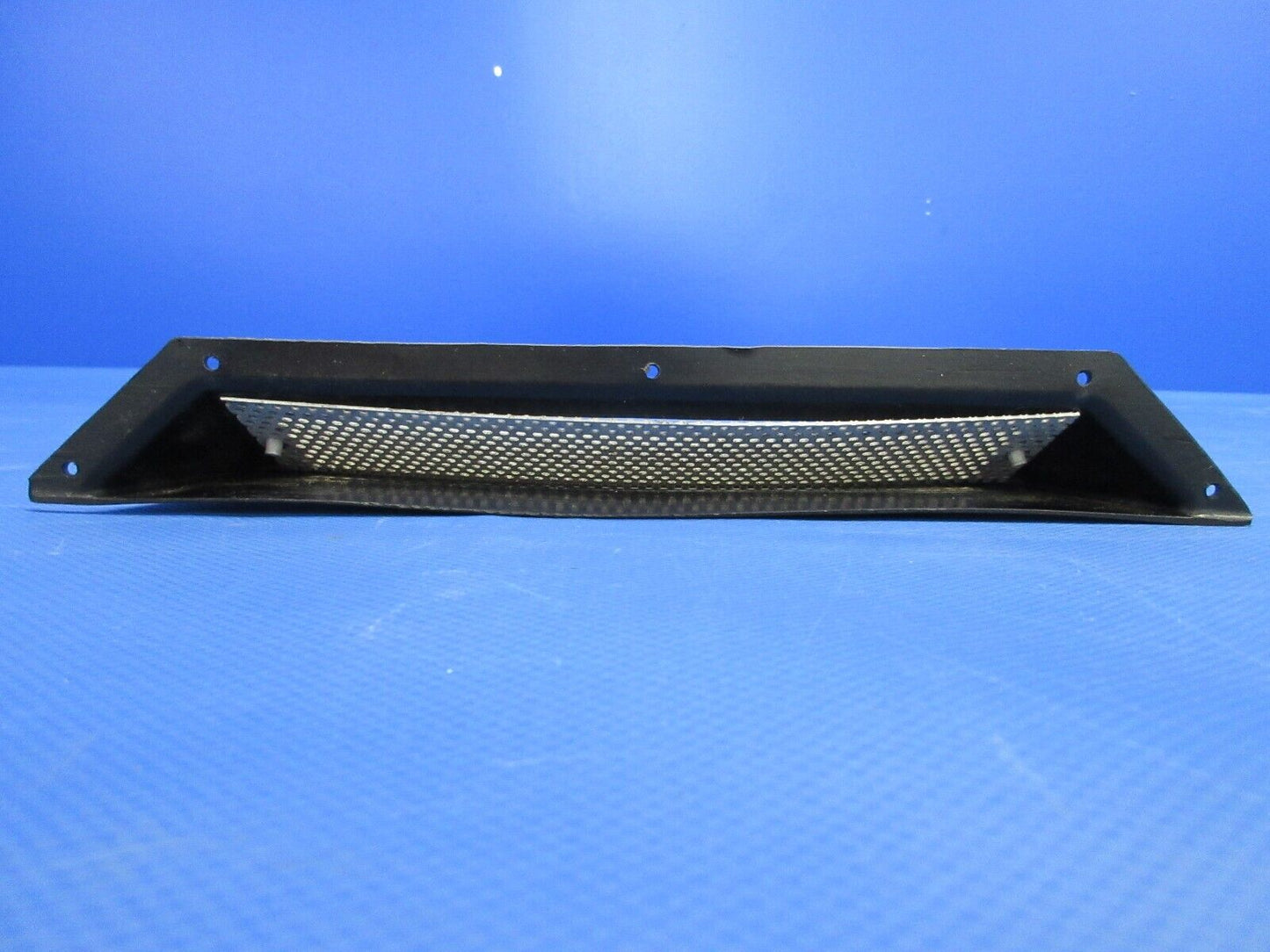 Piper PA-28-181 Archer Exhaust Vent Cover Assy P/N 99252-10 (0524-1029)