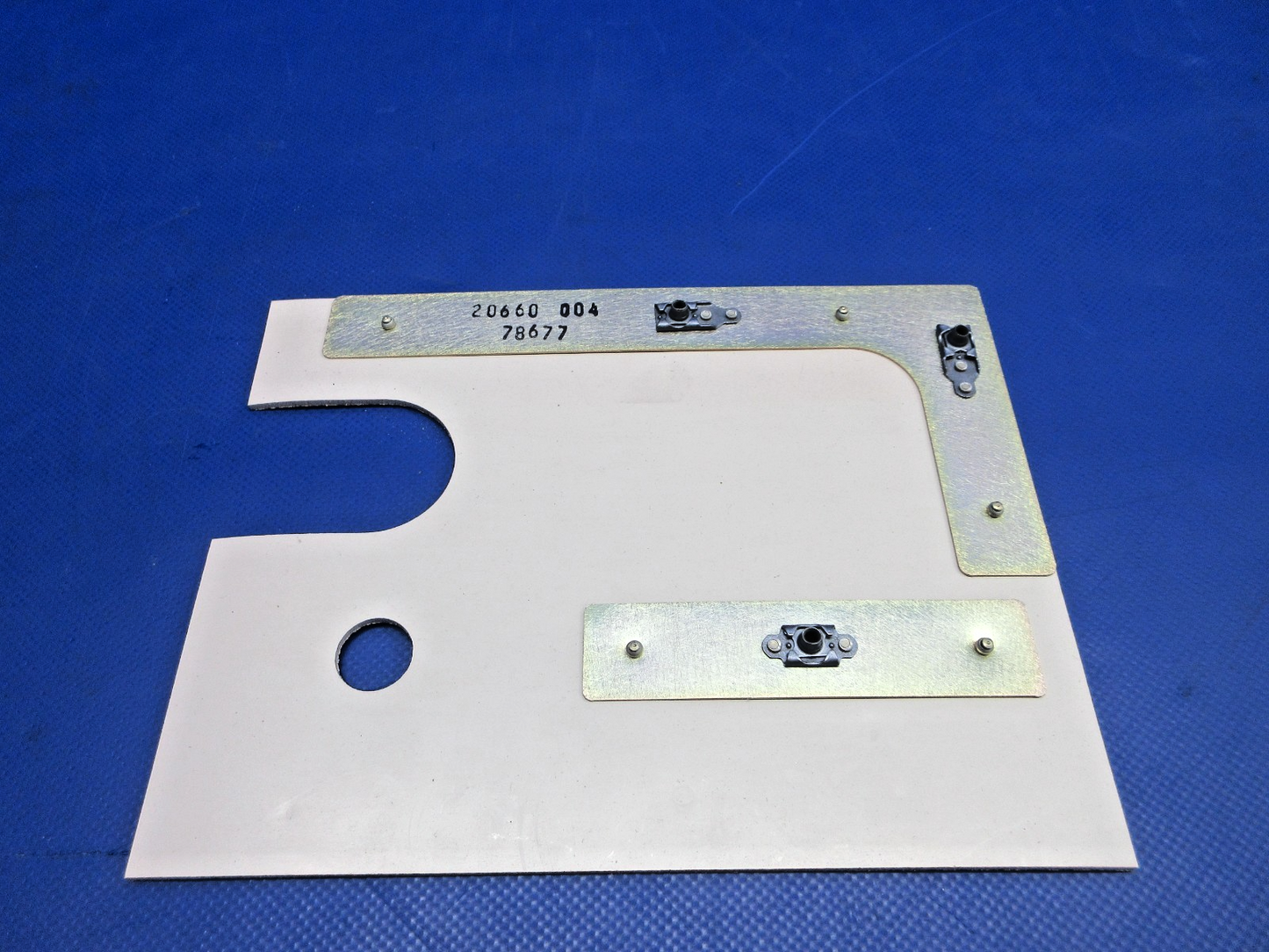 Cirrus SR20 / SR22 Nose Landing Gear FWD Seal P/N 20660-004 NOS (0426-739)3