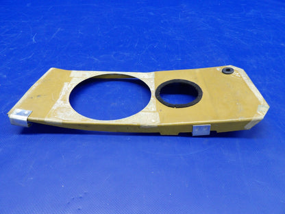 Beech D95A Travel Air RH Fuel Cell Bladder Bulkhead P/N 50-110010-99 (0226-518)1
