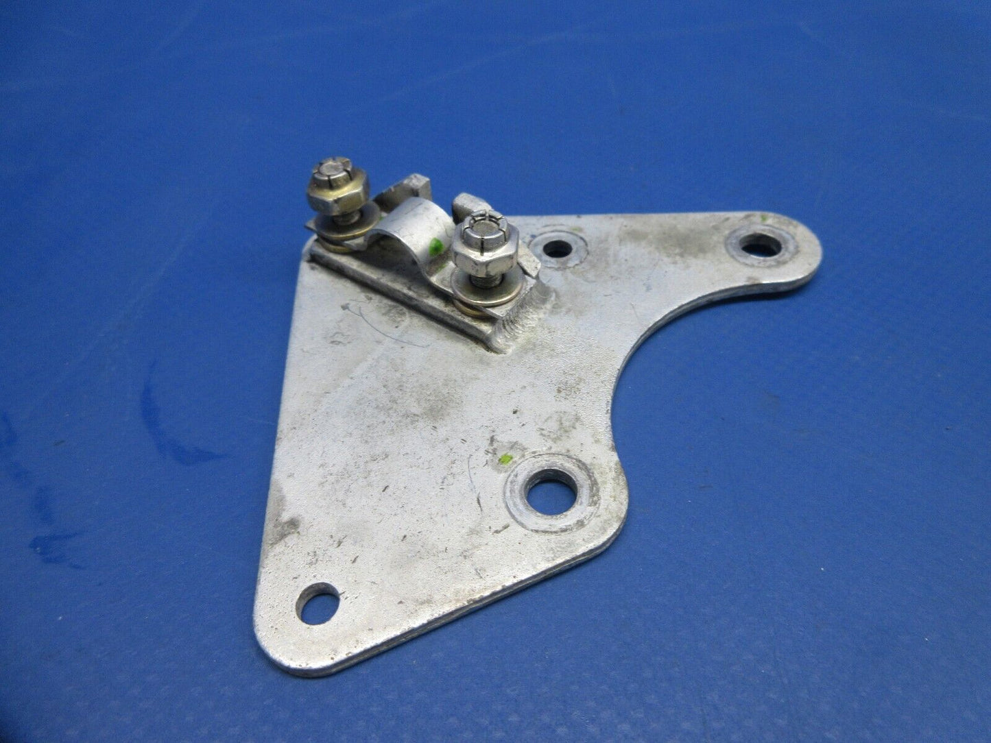 Piper PA-32RT-300T Lance II Engine Control Mount Plate Assy 98645-05 (0924-845)