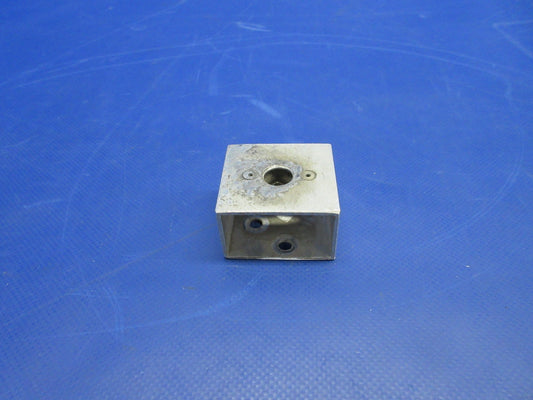 Diamond DA-40 LH Mount Block Cowl P/N D41-7103-11-71 (0726-815)0