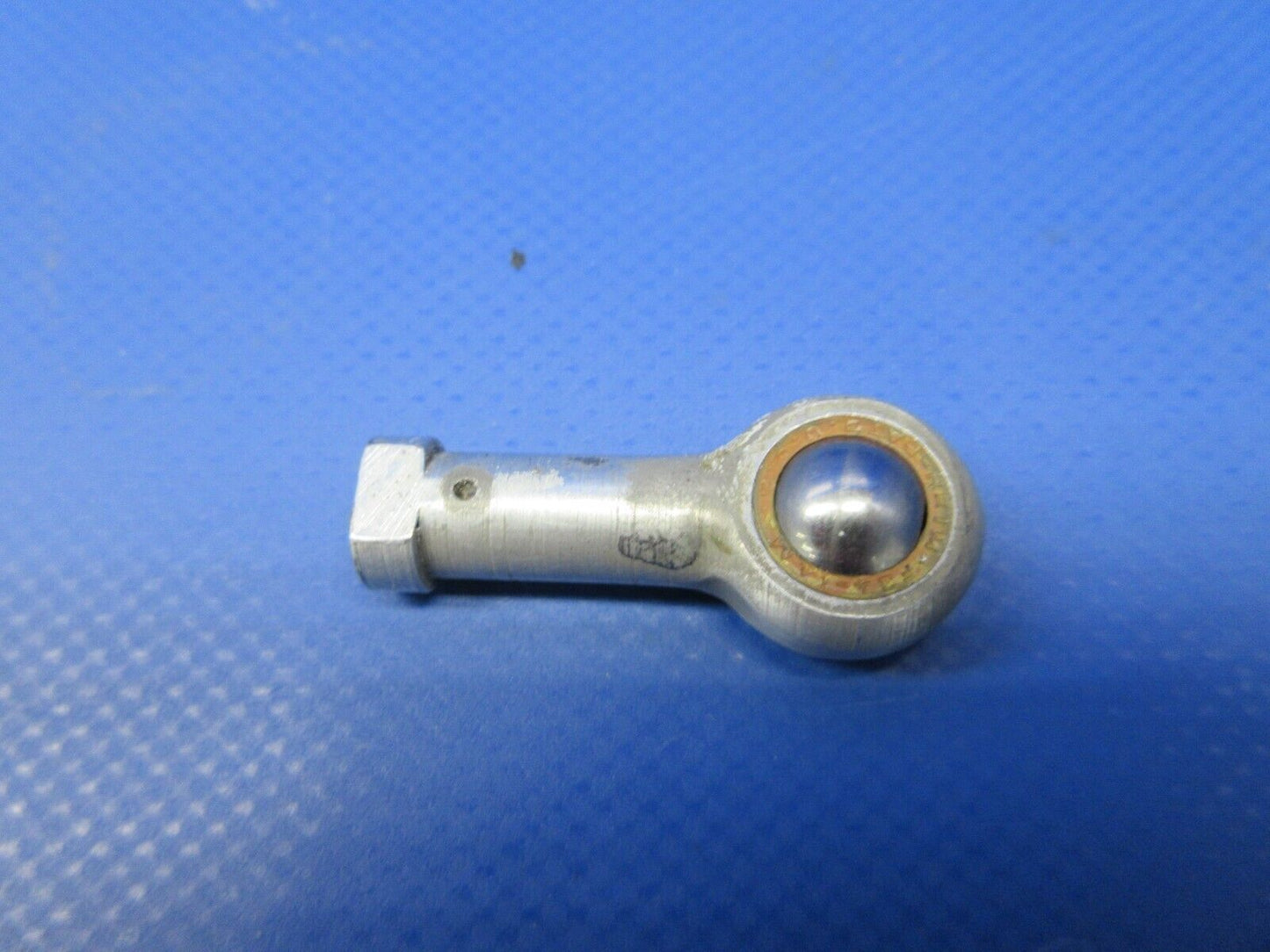 Piper PA-34-200T Seneca II Flap Torque Tube & Rod End RH P/N 452-335 (0524-1230)