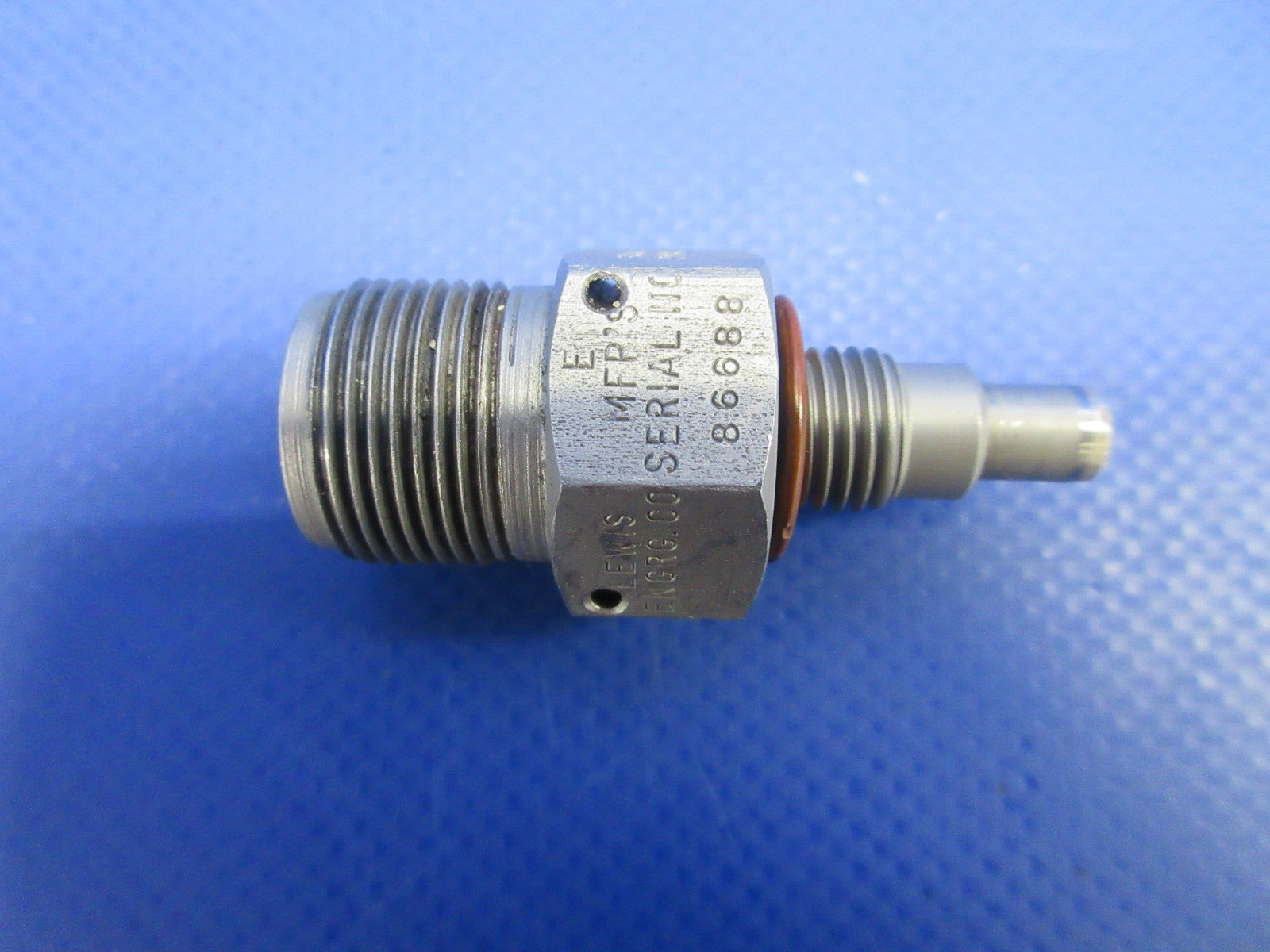 Piper PA-31T1 Lewis Engineering Oil Temperature Probe P/N 56B17 (0626-763)1