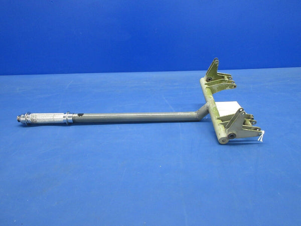 Mooney M20 / M20C Landing Gear Retraction Lever P/N 560011 (1024-2038)