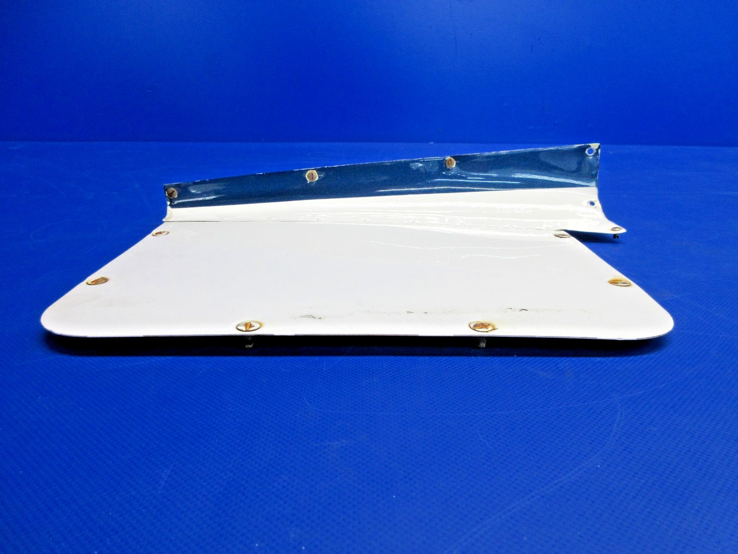 Cessna 310 / 310I Wing Fairing & Access Door P/N 0851792-15 (0326-947)5