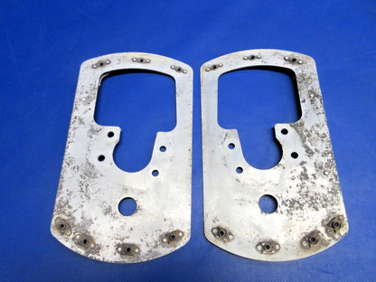 Cessna 172 RH & LH Main Gear Fairing Mount Plate 0541220-1 & -2 SET  (0826-424)3