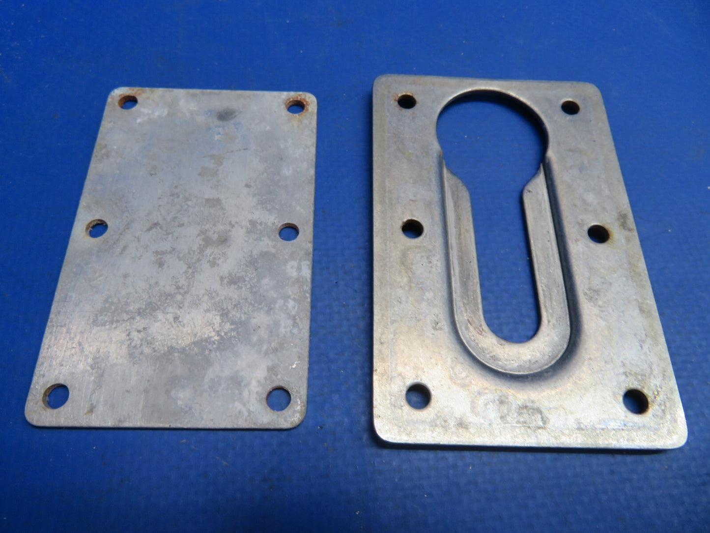 Piper PA-28-201T Dakota Plate Seat Attachment P/N 99140-03 LOT (1222-669)6