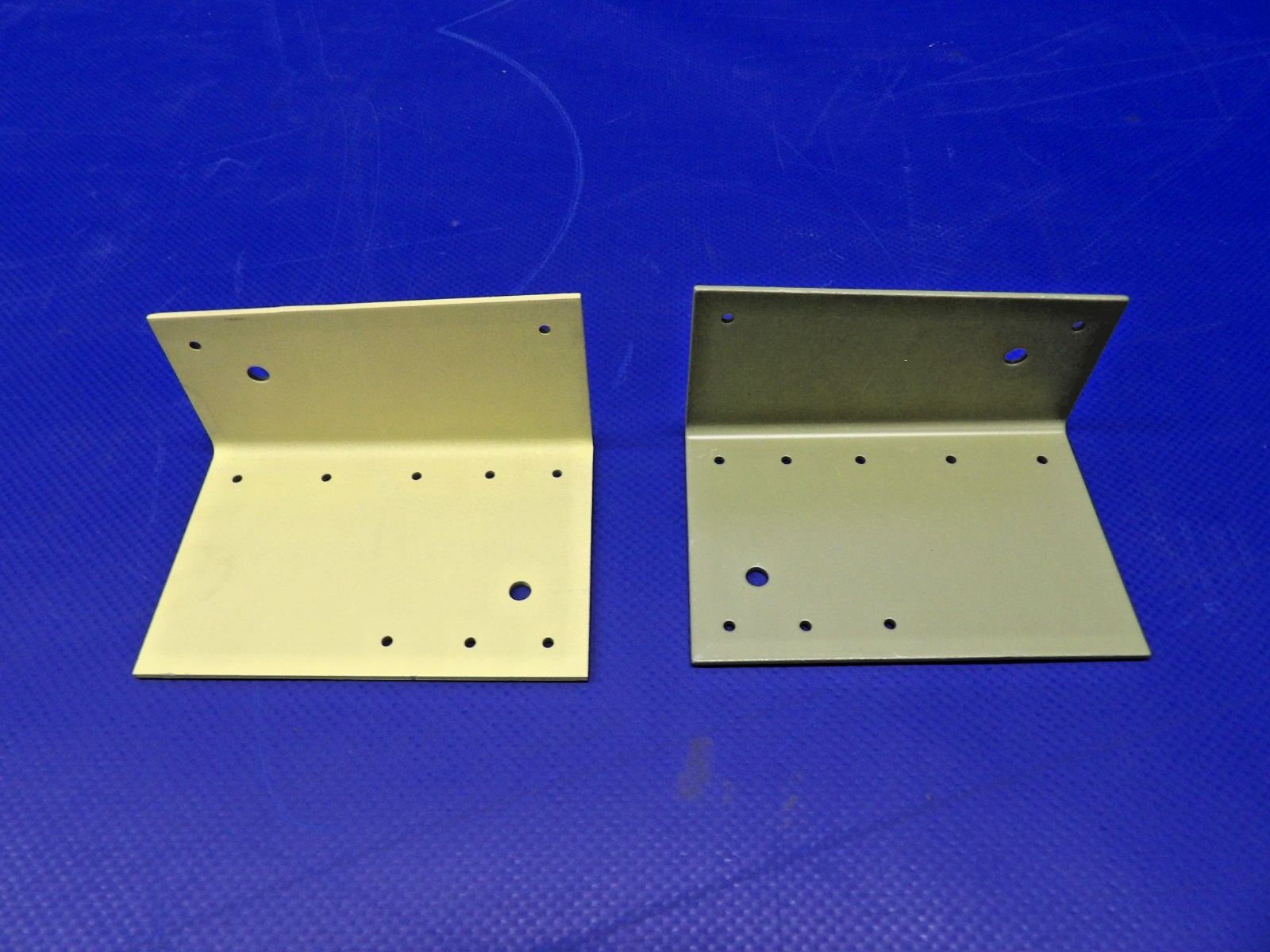 Beech Aft LWR Cowling Angle LH & RH w/ 8130 101-910049-147 & -148 NOS (0426-12130