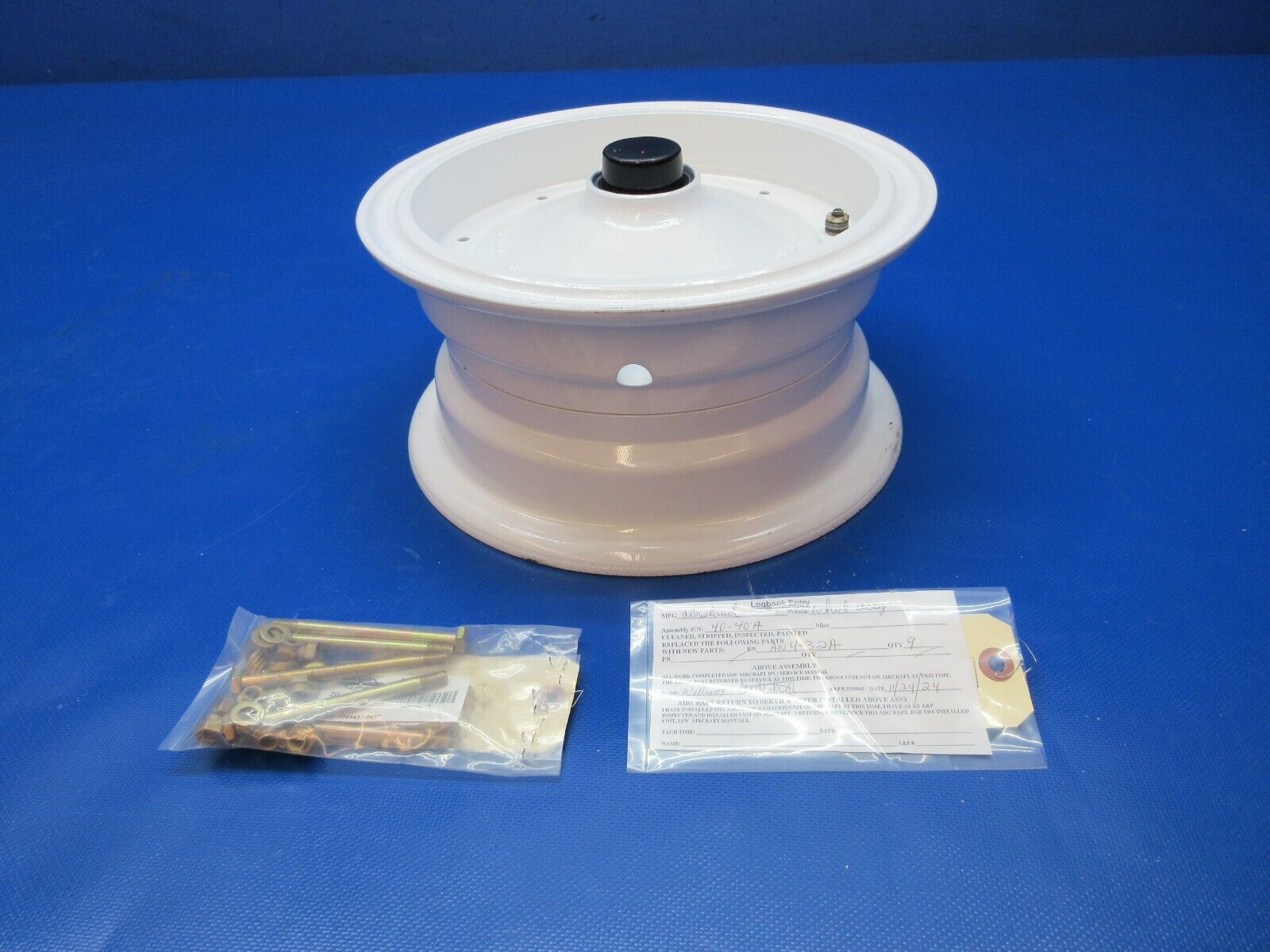 Cessna 310R Cleveland 6.50x10 Main Wheel w/ Bolt Kit 40-40A REBUILT (1124-1478)