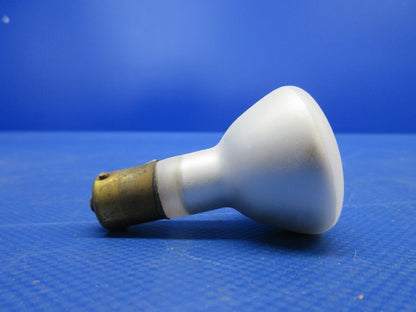 General Electric Lamp Bulbs 28V P/N 1385 LOT OF 24 NOS (0424-1174)