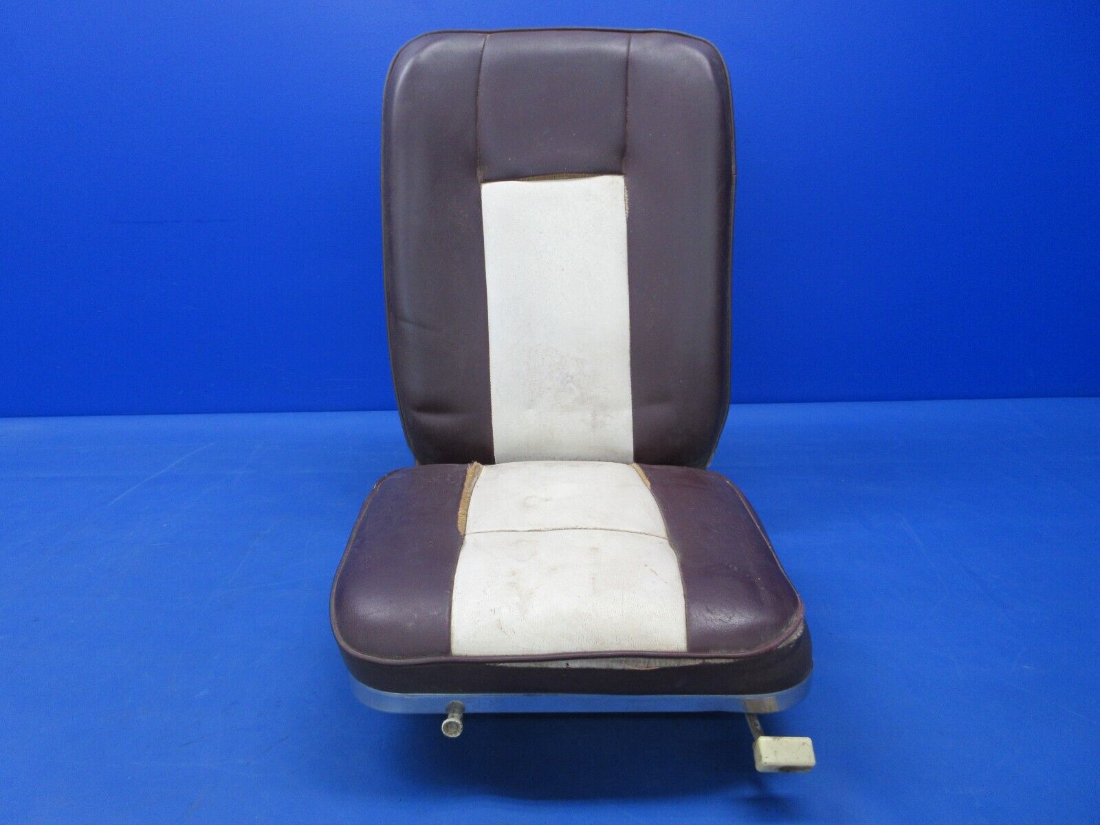 Cessna 150 LH Reclining Seat P/N 0414007-1 (1124-1296)