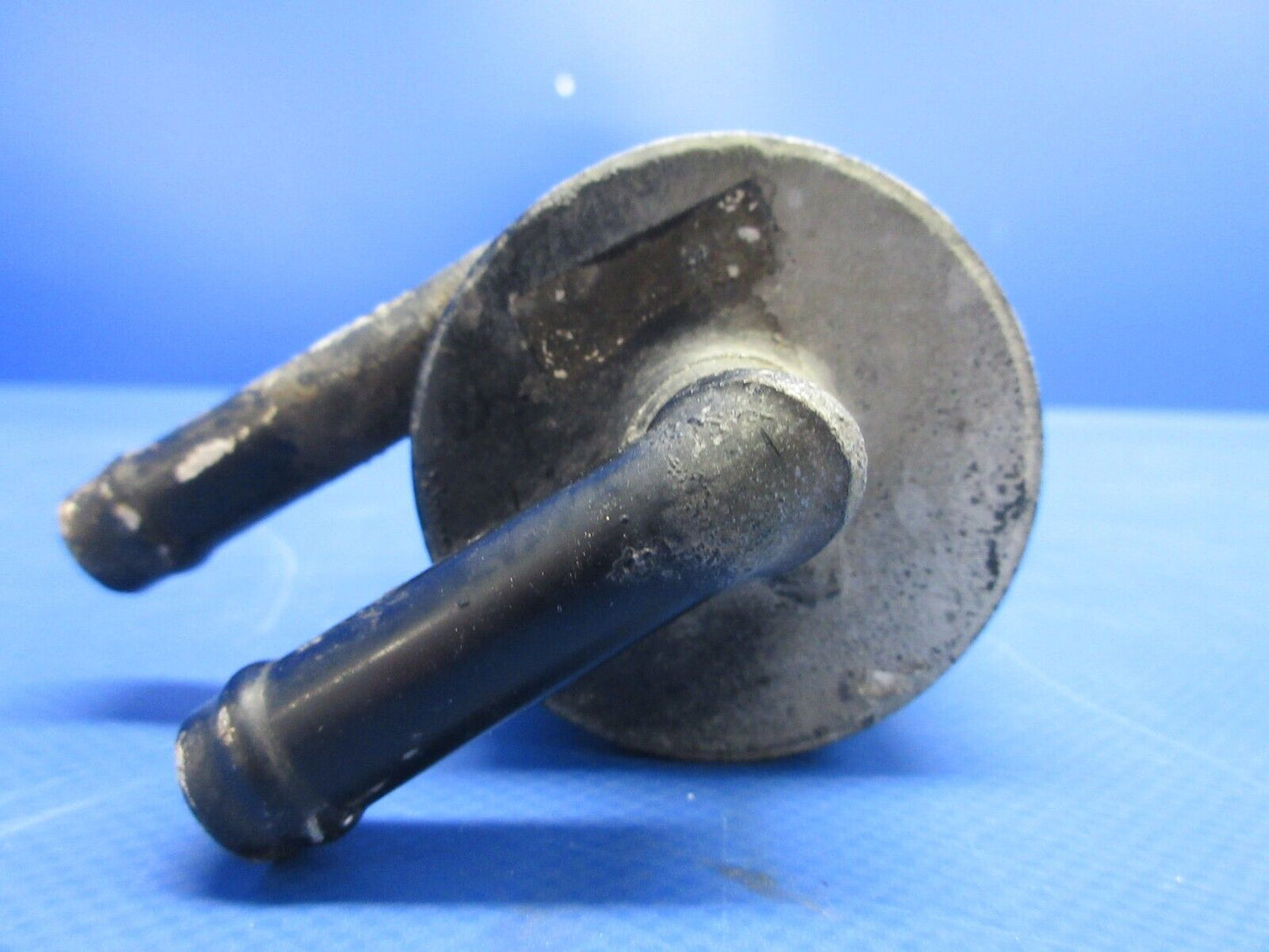 Early Cessna 175 / 175A Air Oil Separator P/N 0850406-14 (0624-962)