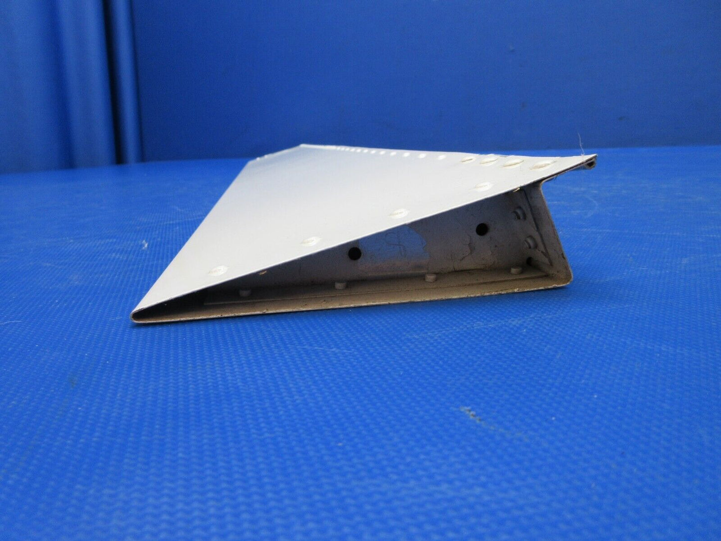 Piper PA-32RT-300T Lance II RH Stabilator Trim Tab P/N 38399-03 (0924-1412)
