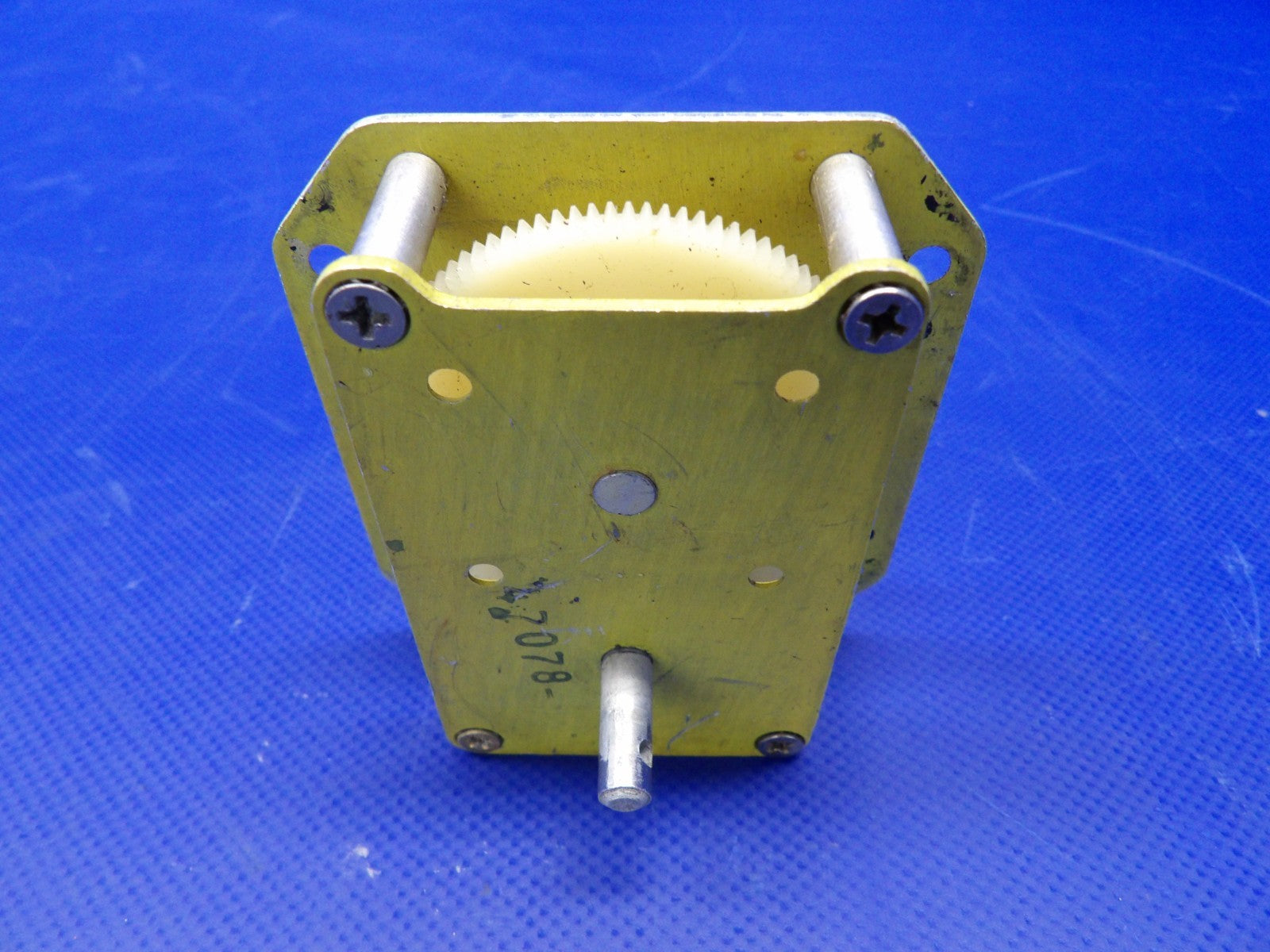 Piper PA-31T1 Cheyenne Aileron Trim Indicator Box P/N 47116-02 (0626-1379)4