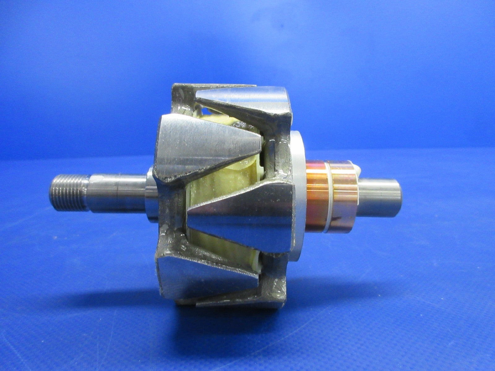 Hartzell Belt Drive Rotor 24V P/N ES 4109 NOS (0426-767)5