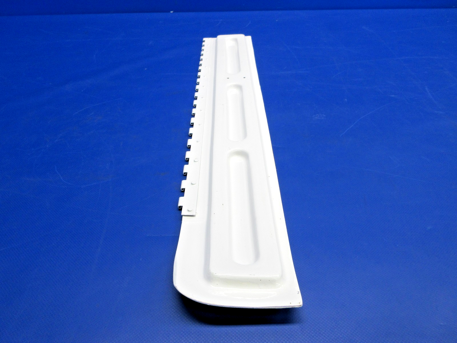 Piper PA-28R Nose Gear RH Door P/N 67352-001 NOS (0326-953)11