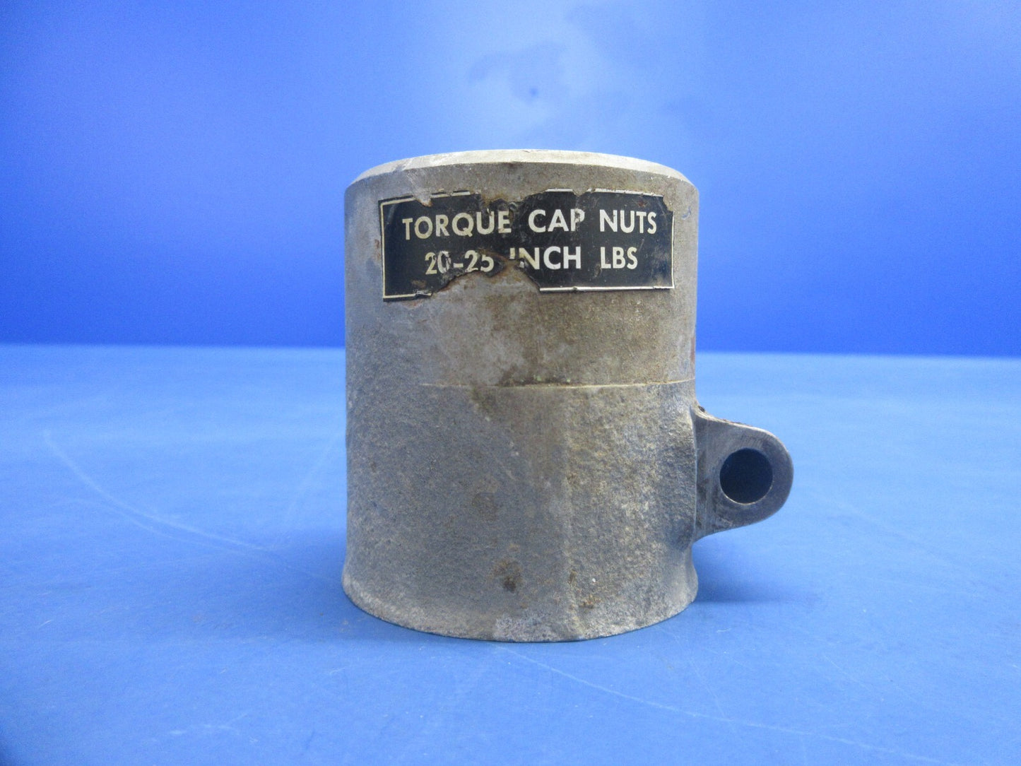 Beech 35 Bonanza Nose Wheel Strut Cap P/N 35-825092 (1124-729)2
