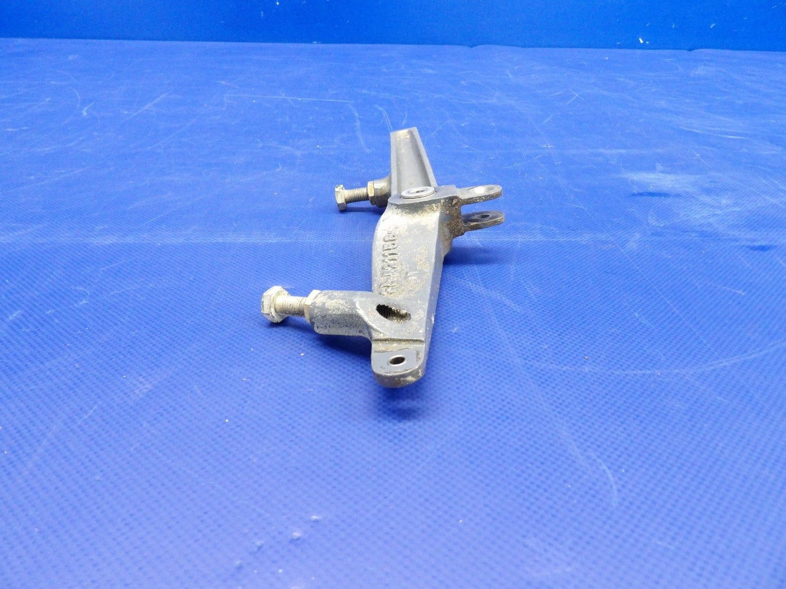 Beech D95A Travel Air Right Hand Aileron Bellcrank P/N 35-521158-3 (0326-406)6
