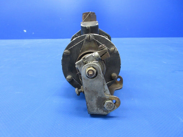 Woodward Propeller Governor P/N 210105Z (0924-1247)