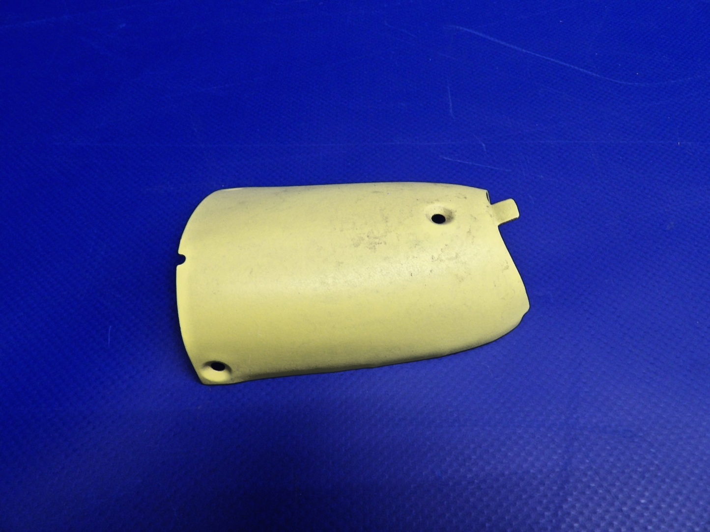 Cessna RH Wing Tip Navigation Light Shield P/N 0523566-2 NOS (0426-1205)5