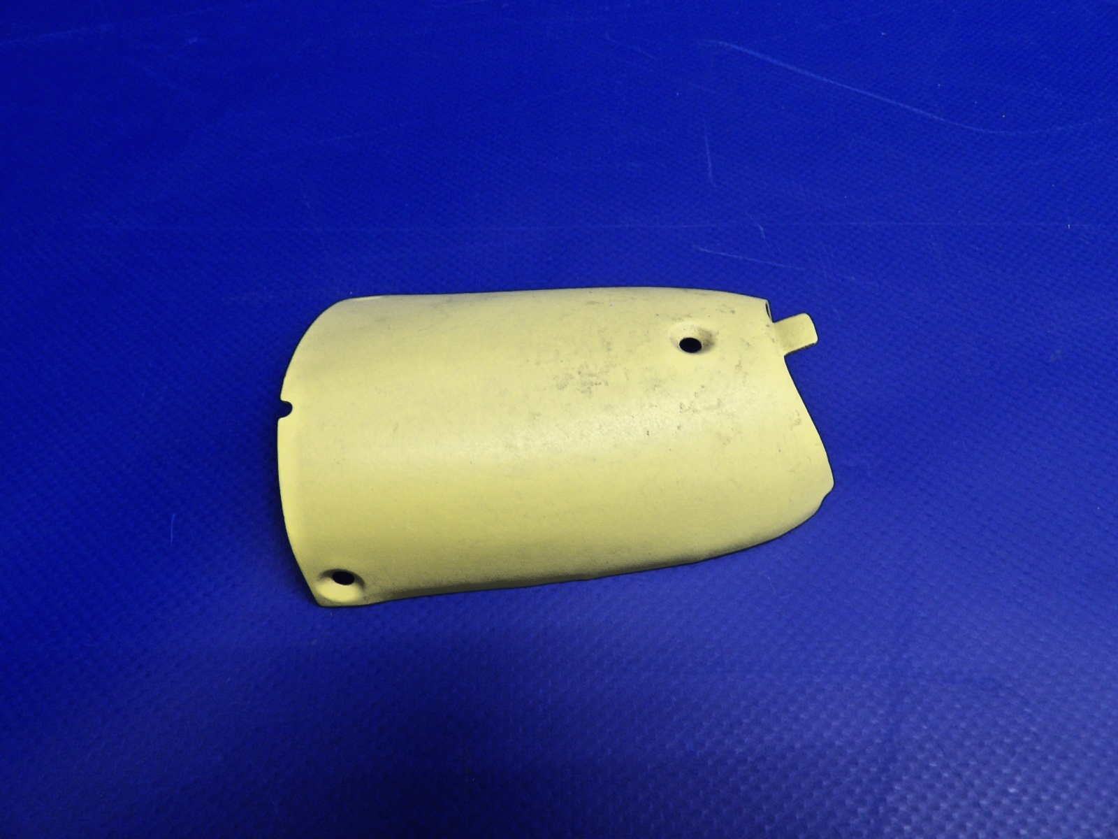 Cessna RH Wing Tip Navigation Light Shield P/N 0523566-2 NOS (0426-1205)5