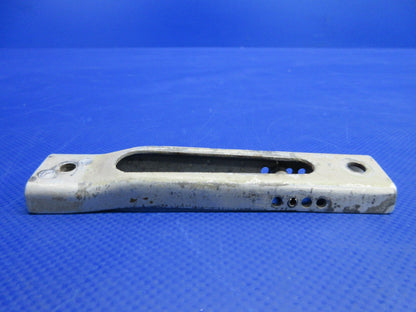Beech D95A Travel Air Cabin Door Upper Latch Channel P/N 35-410456-27 (0326-829)4