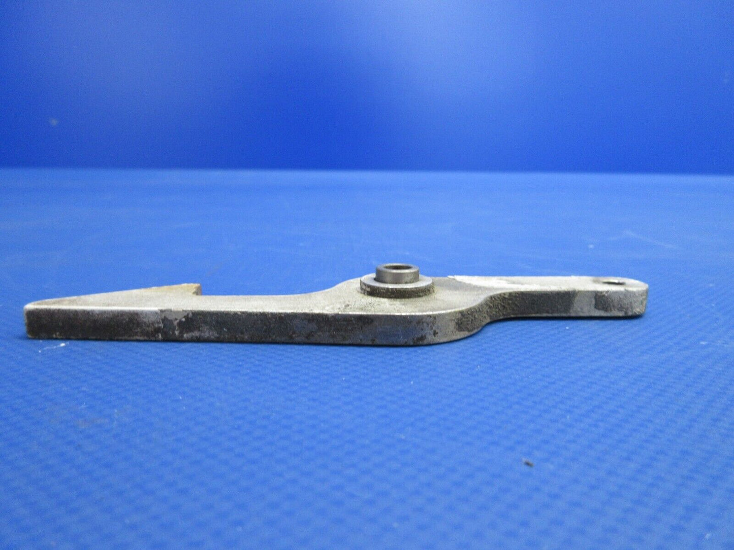 Beech C24R Sierra Main Gear Lock Hook P/N 169-810057-3  (0524-1187)