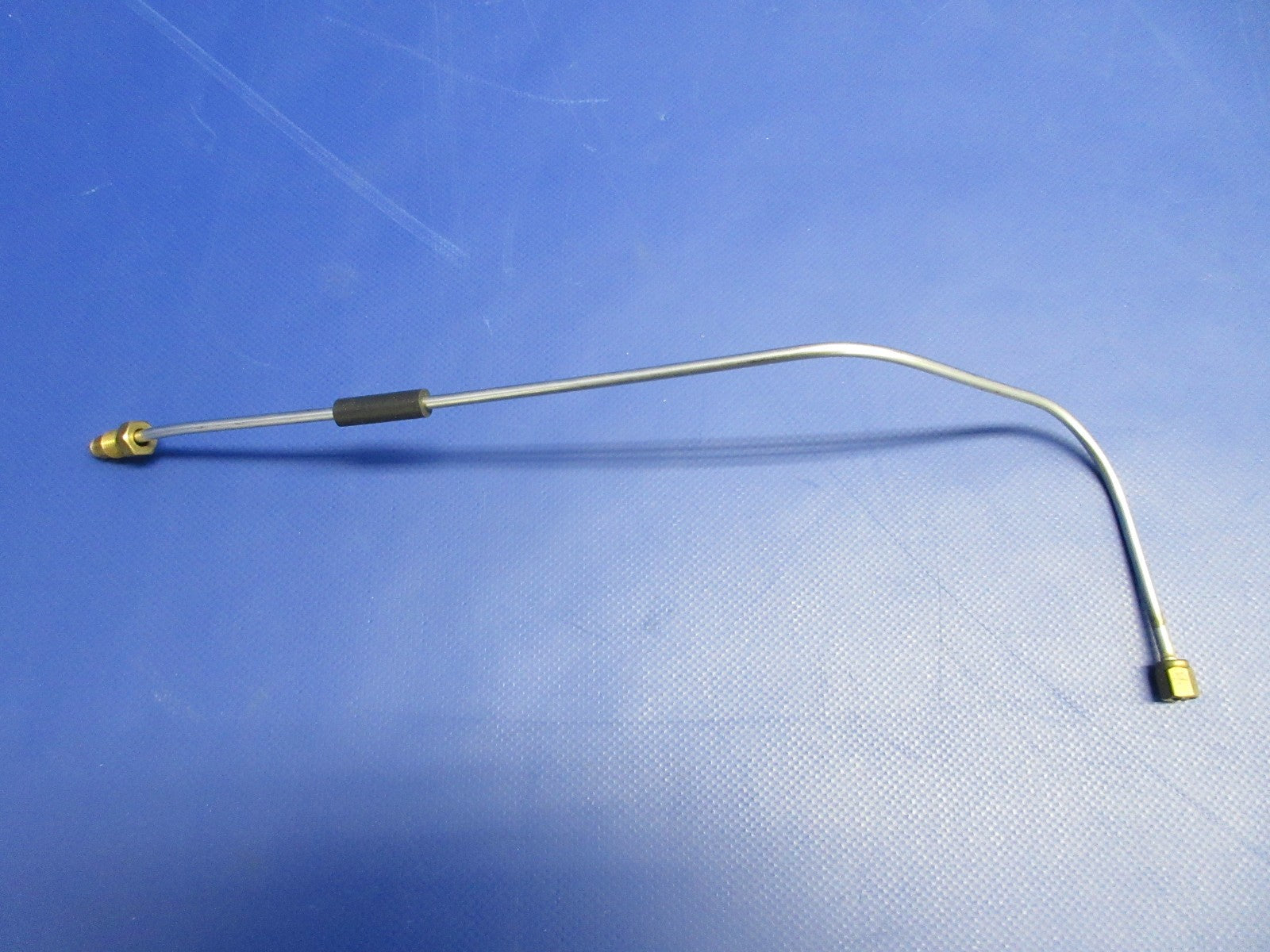 Continental Fuel Injection Bend Tube #4 Cylinder P/N 649104 NOS (0426-772)1
