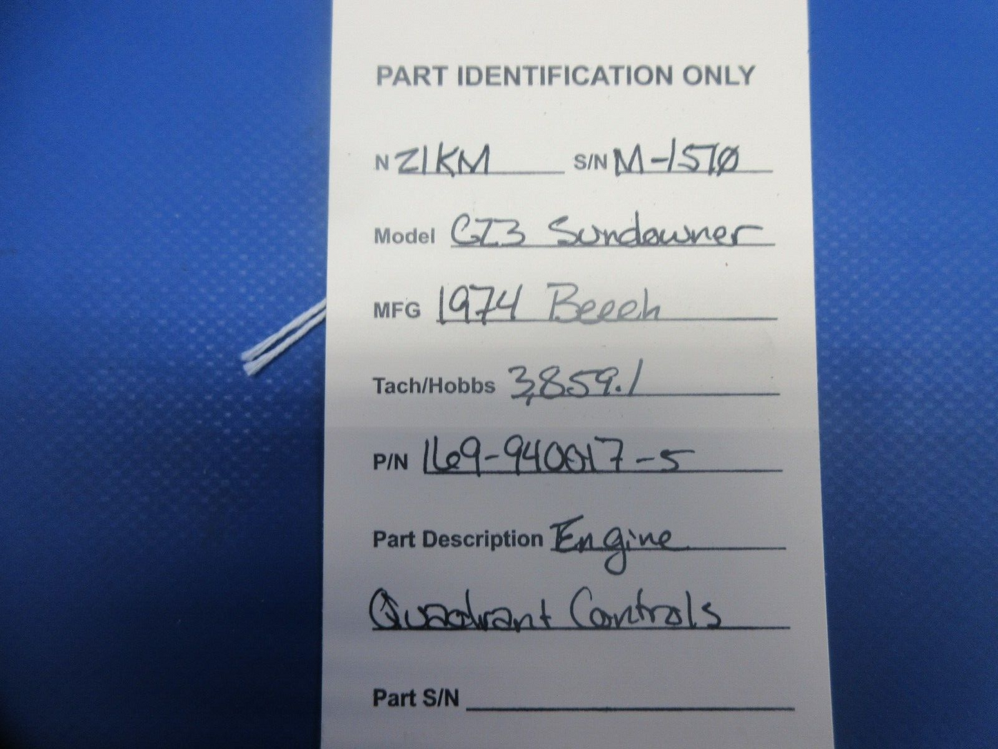 Beech C23 Sundowner Engine Quadrant Controls P/N 169-940017-5 (0724-938)