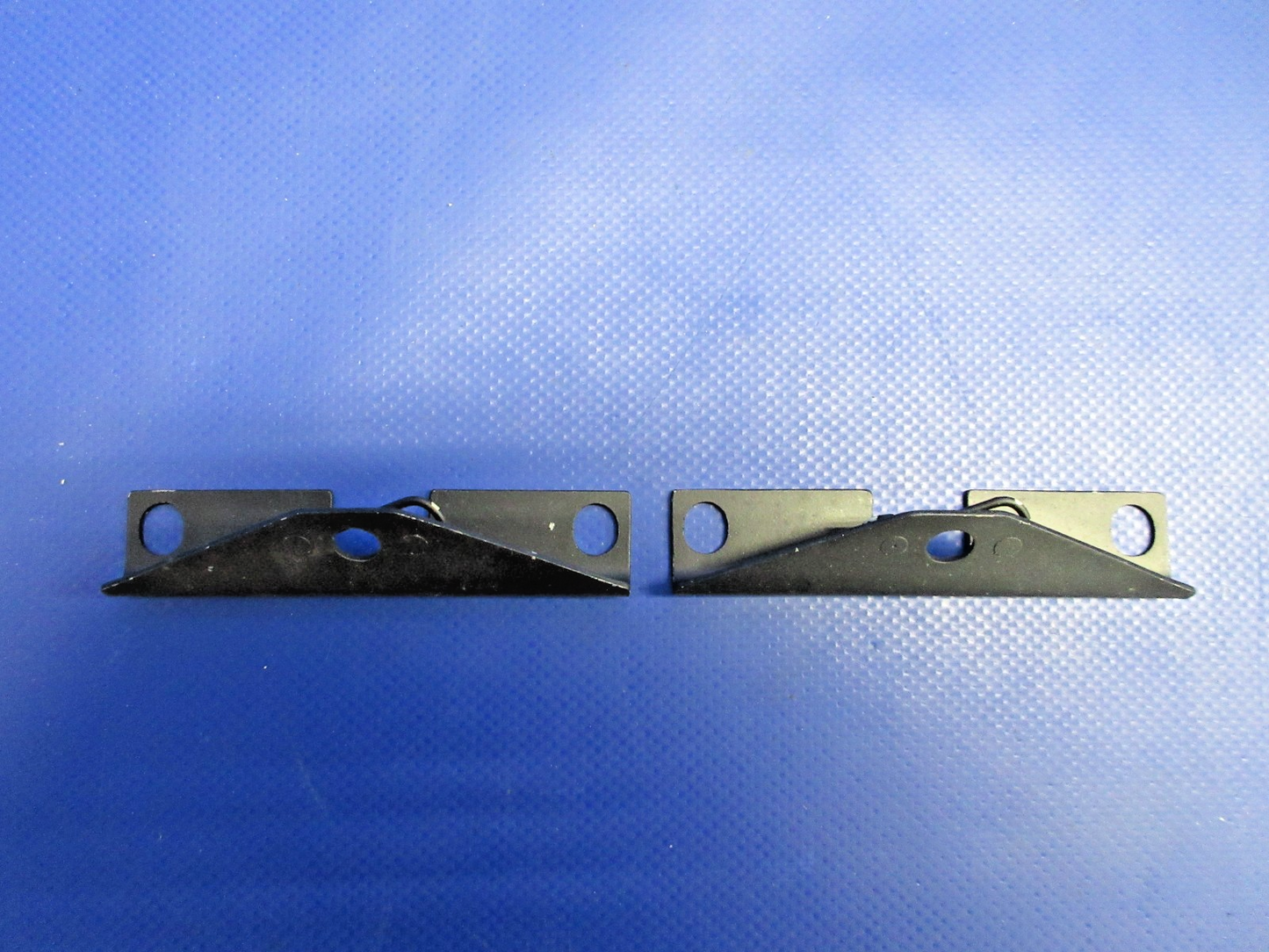 Cessna 310 Oil Cooler Baffle Support P/N 0850035-1 NOS LOT OF 2 (0826-722)3
