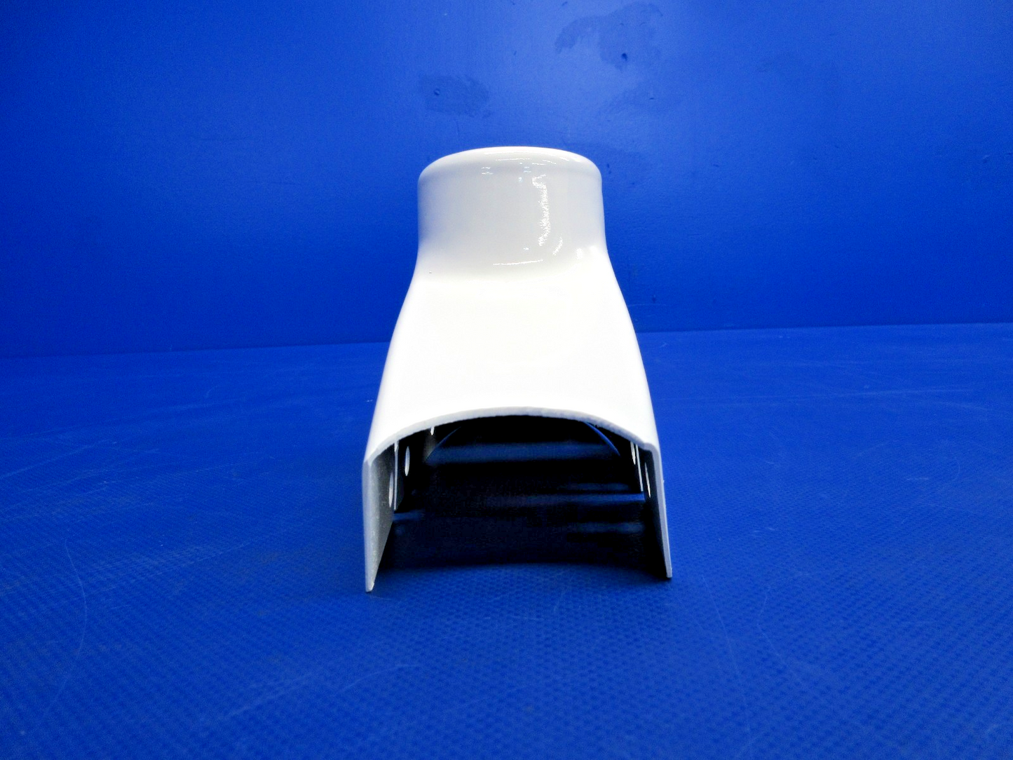 Piper PA-28 /-32 Vertical Fin Tip w/Beacon Adapter P/N 99035-003 NOS (0426-733)5