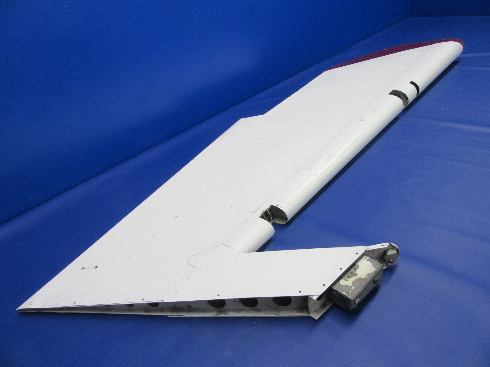 Cessna 310 / 310R Rudder P/N 0831002-51, 0831002-61 (1124-11)7