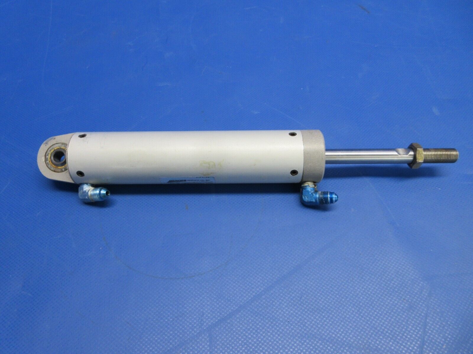 Beech C24R Sierra Main Landing Gear Actuator P/N 169-380060 (0524-1815)