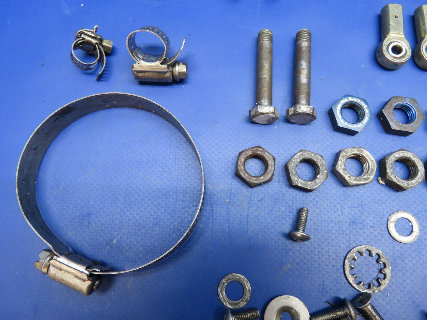 Cessna 310 / 310I Hardware LOT (0426-1722)6