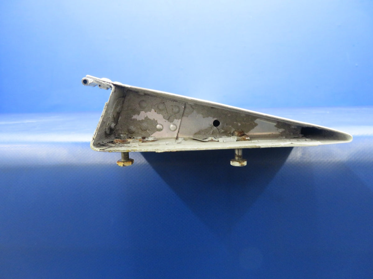 Piper PA-28-235 Cherokee Stabilator Right Hand Trim Tab P/N 63585-01 (0926-417)11