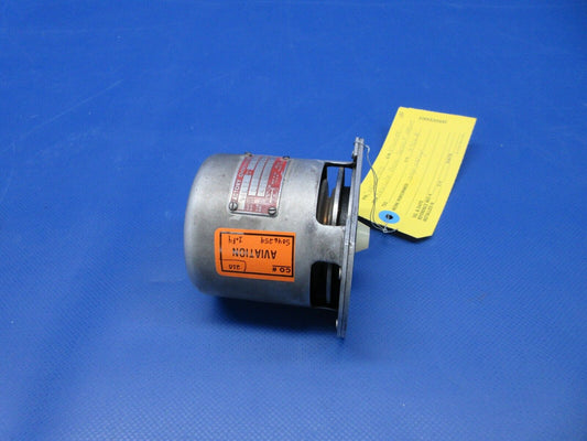 Garret / AiResearch Absolute Pressure Relief Valve P/N C482002-0110 (0324-631)