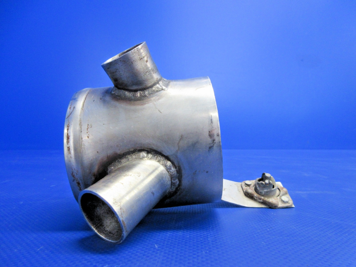 Diamond DA-40 Cowl Air Inlet Heat Component P/N D41-2146-10-00 (0826-810)2