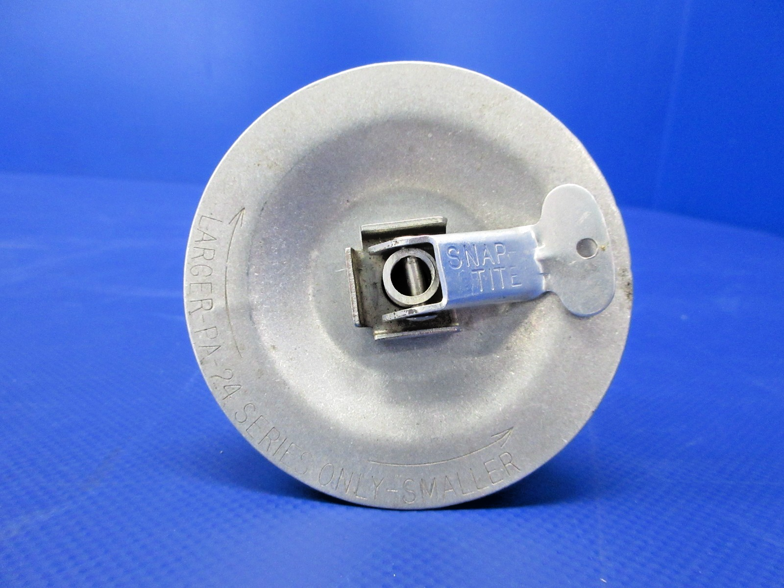 Piper PA-24 Comanche Fuel Cap P/N 27221-00 (0826-709)1