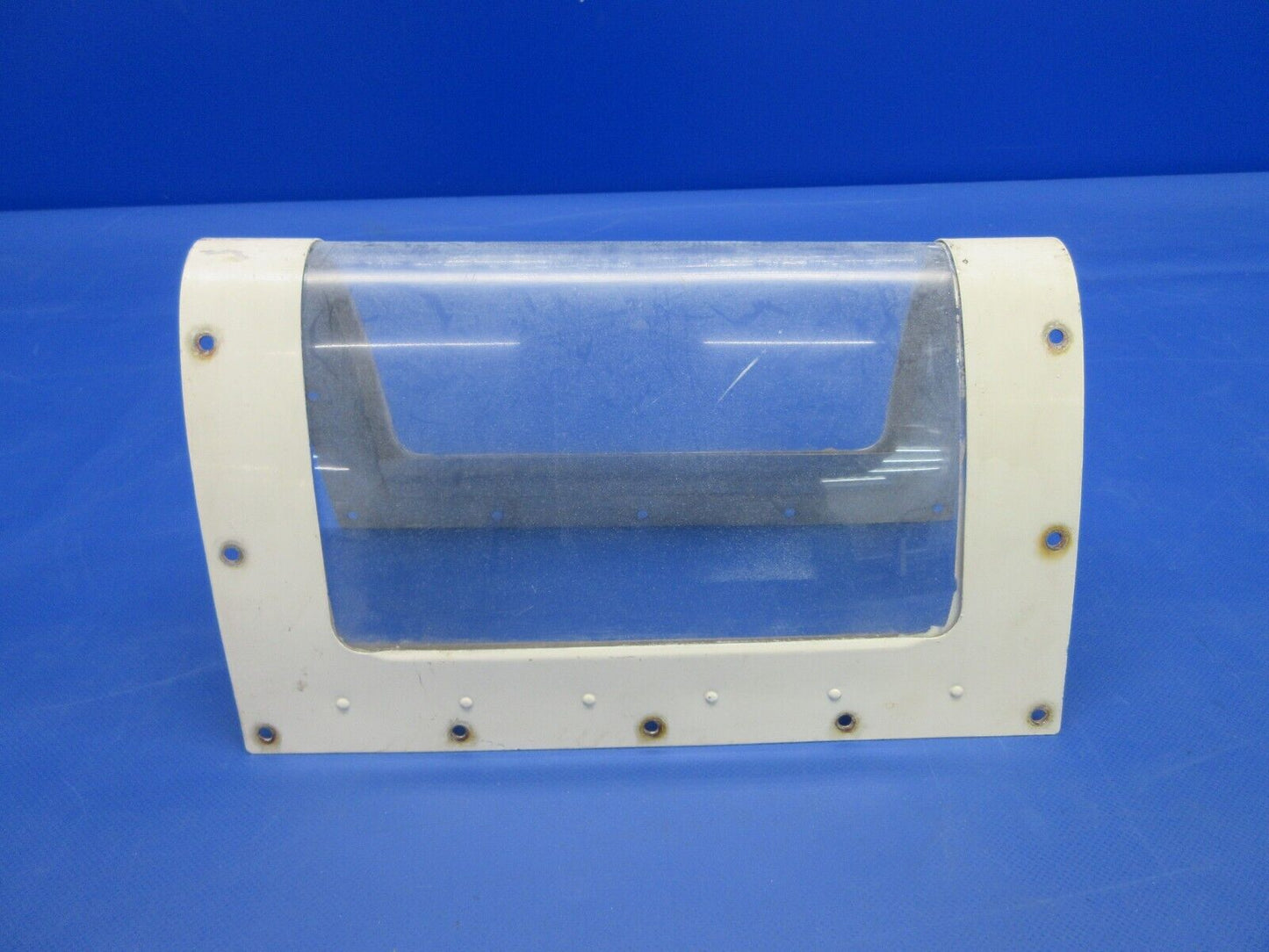 Cessna 172 Landing Light Retainer Lens P/N 0522112-1 (0424-1134)