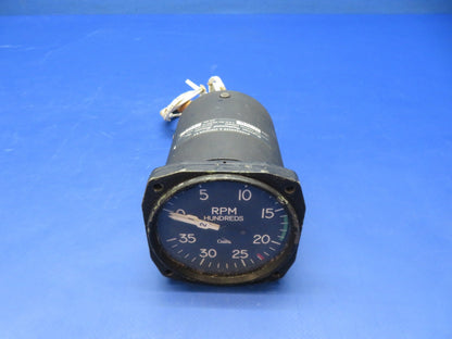 Cessna 421 Dual Tachometer w/ Connectors P/N CM3204-1 WARRANTY (0326-239)3
