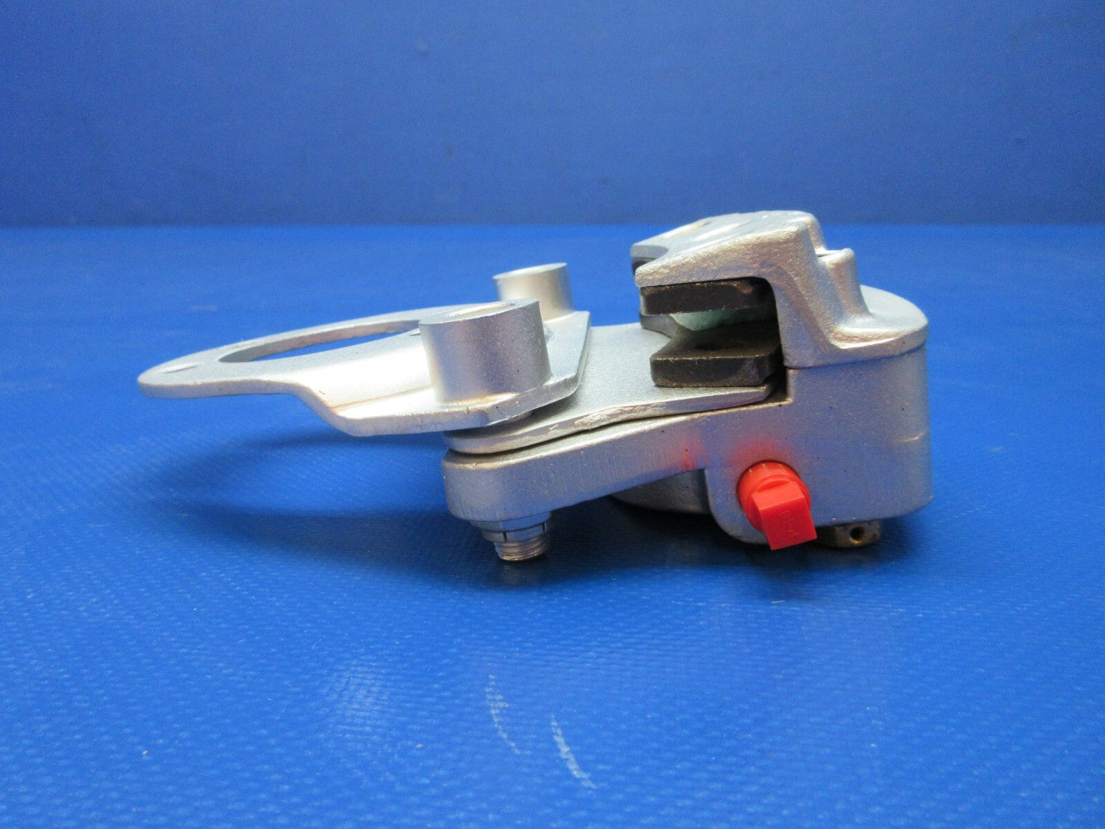 Cleveland Brake Caliper Assy w/ Torque Plate & Linings 30-5 REBUILT (1124-1377)4