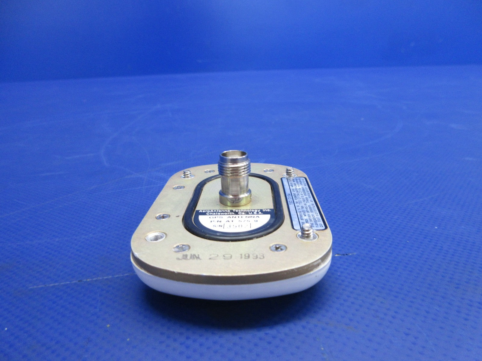 Piper PA-23-250 Aztec Aero Antenna GPS Antenna P/N AT575-9 (0726-759)10