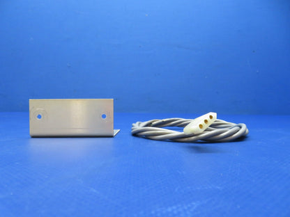 Cessna 421 S-Tec Pressure Transducer, Conn. & Bracket 0111 WARRANTY (0326-222)13