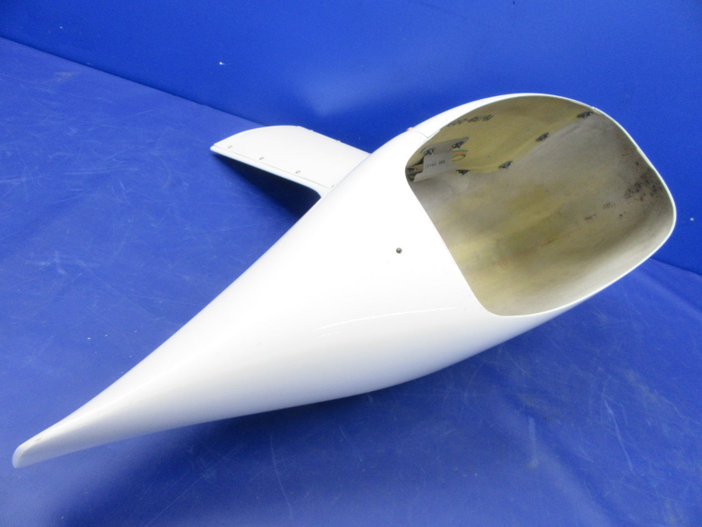 Cirrus SR20 LH Wheel Pant / Fairing P/N 18137-004 (0326-57)6