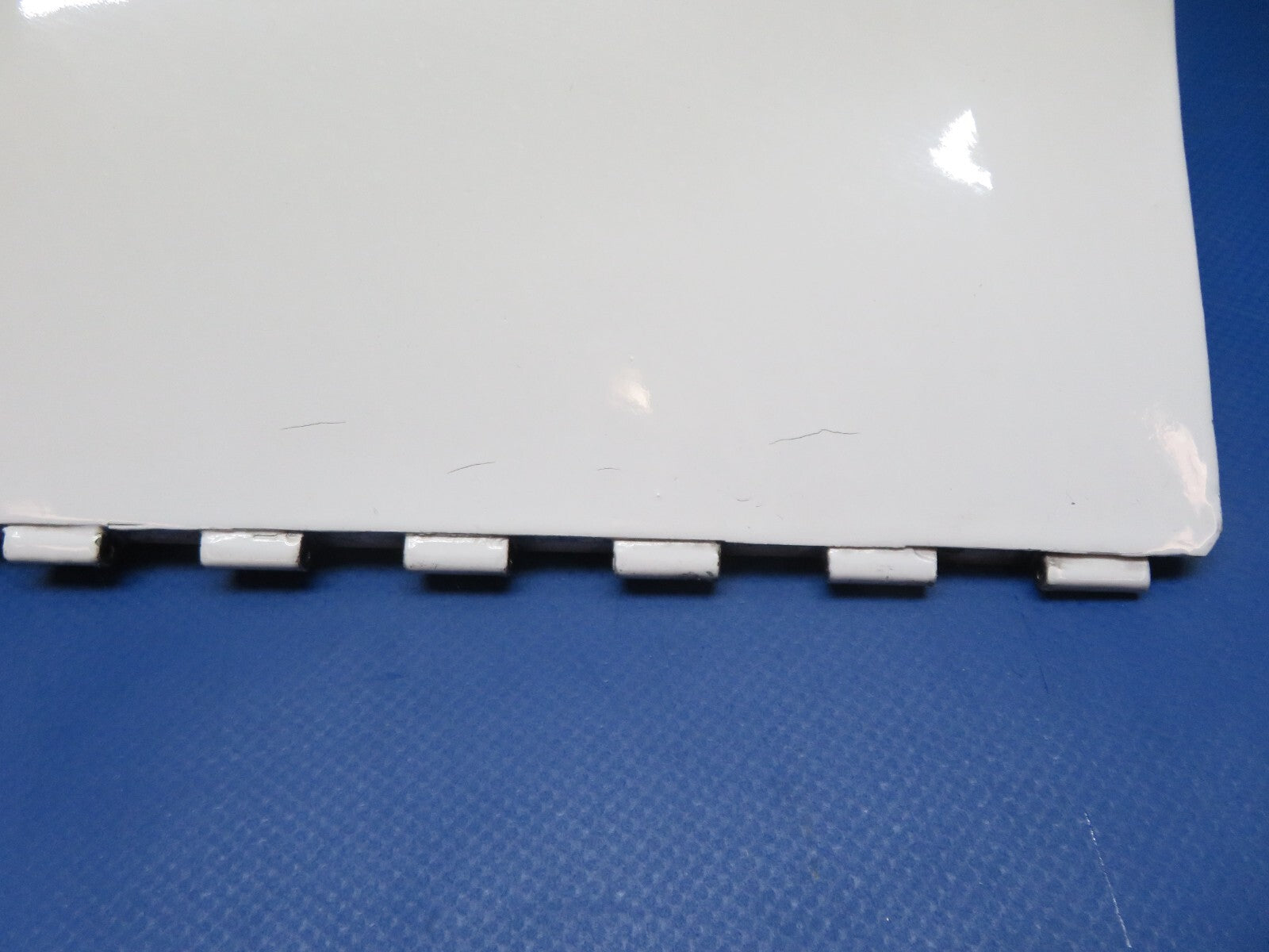 45001704