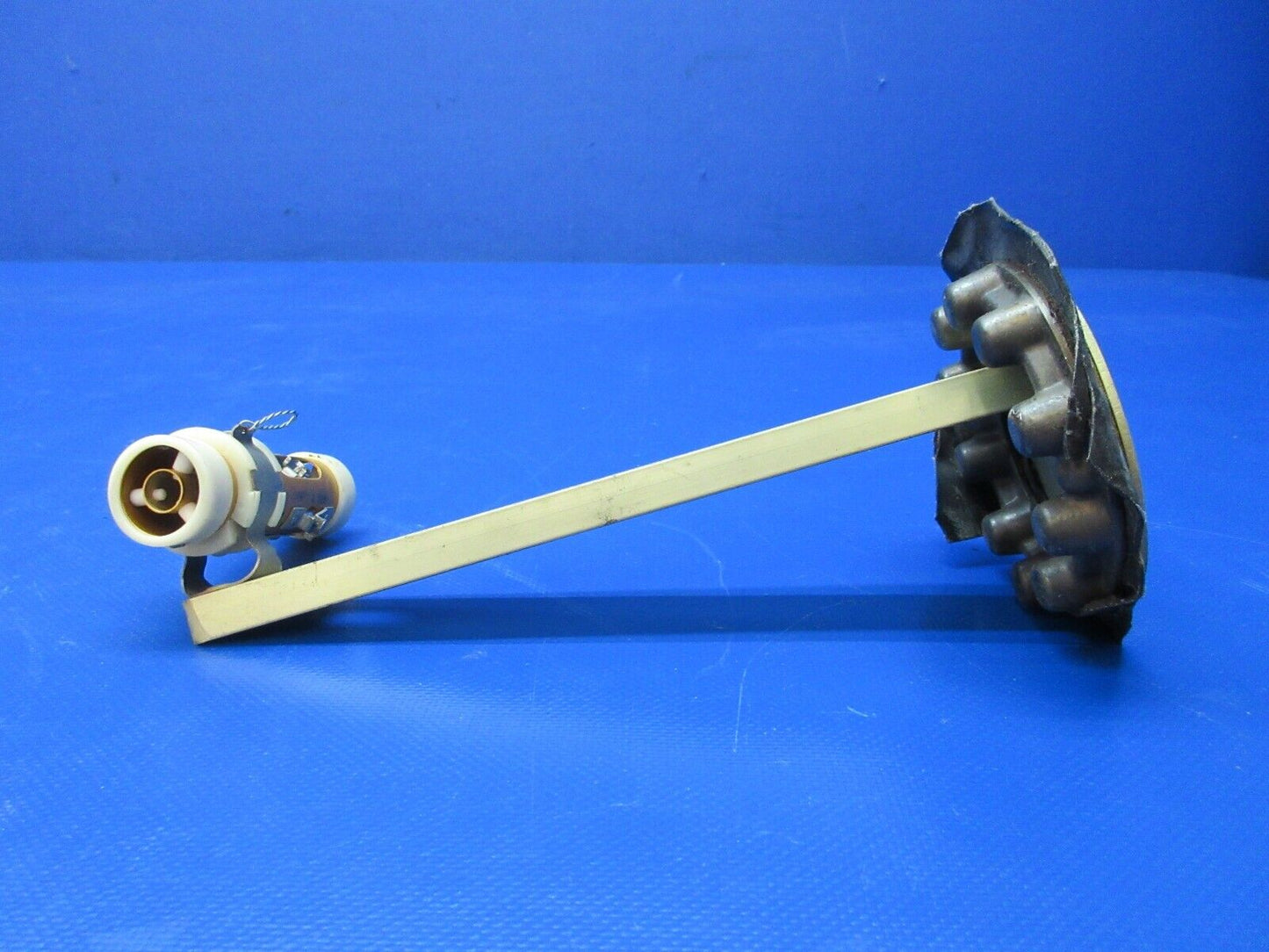 Cessna LH Fuel Quantity Tank Unit w/ Mount P/N 020-924-004 WARRANTY (1224-1277)