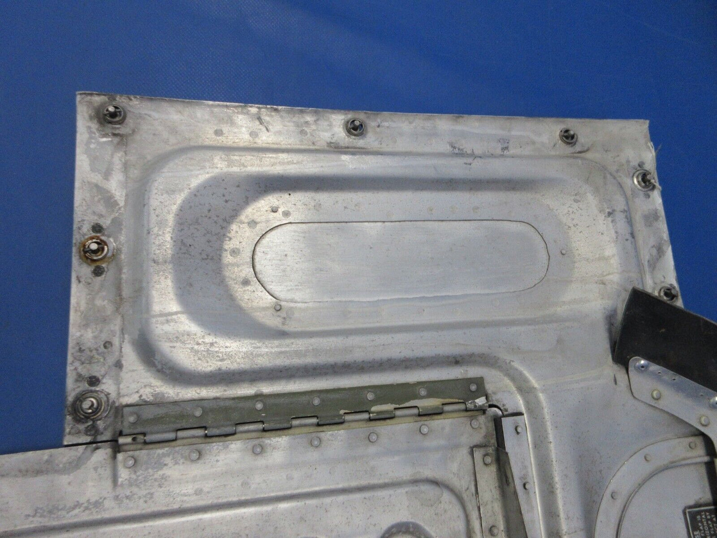 Cessna P337H Skymaster Rear Engine Cowl Door Assy RH P/N 1552128-202 (0724-1218)