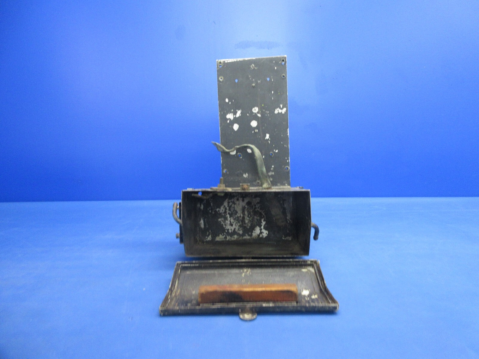 Piper PA-24-250 Comanche Battery Box P/N 21524-00 (1124-796)7