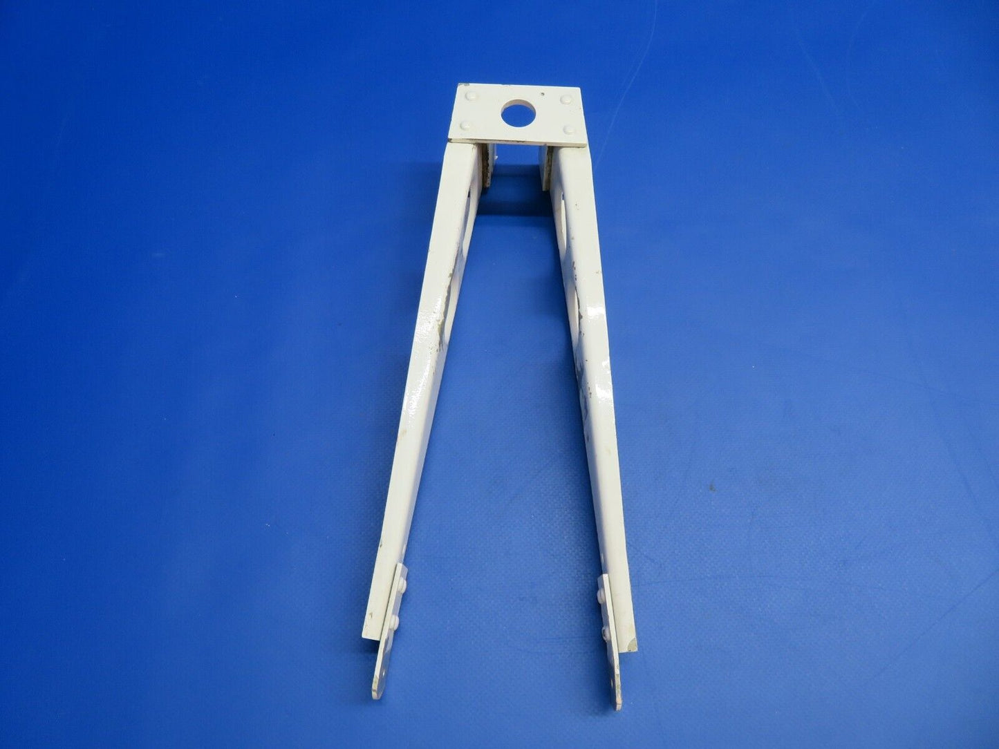 Piper PA-28R-200 Arrow Stabilator Trim Rib Assy P/N 65244-00 (1022-595)